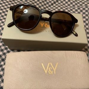 Vint and York “No Lita” sunglesses NEW